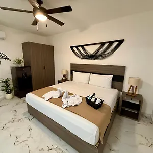 https://casa-tortuga-playa-del-carmen.quintano-roohotels.com
